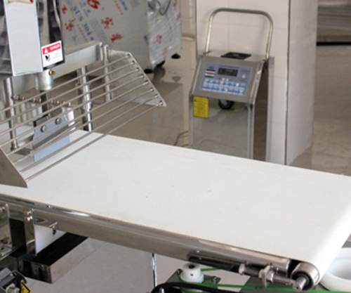 张家港AORODO牌移动臭氧发生器